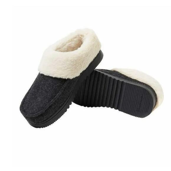 NIB •  Dearfoams women’s Memory Foam Slipper Size: 5-6 - Picture 1 of 8